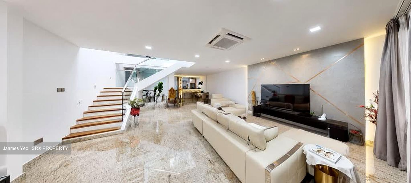 Everitt Road North (D15), Terrace #597600761